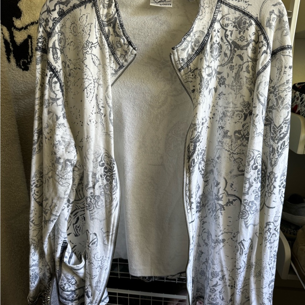 💙🤍Spa by Chicos Navy and White Stripe Zip Front Size 3🤍💙